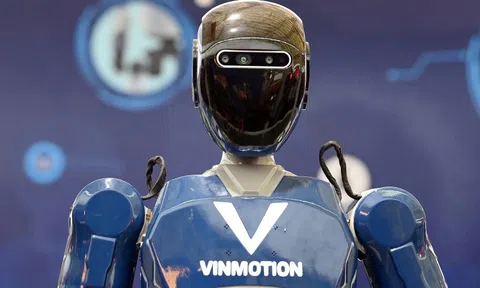 Cổ phiếu Vingroup vượt đỉnh, vốn hóa đạt gần 900.000 tỷ