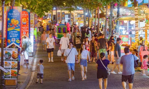 Phú Quốc “bùng nổ” khách quốc tế