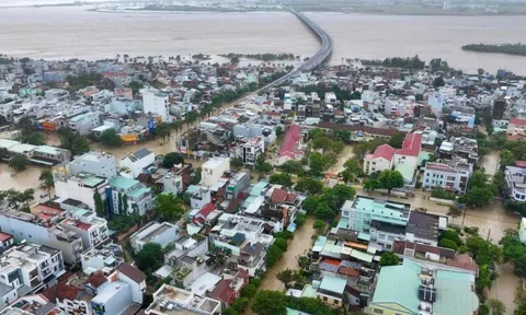 Vingroup đề xuất hỗ trợ thêm 500 tỷ cứu trợ miền Trung