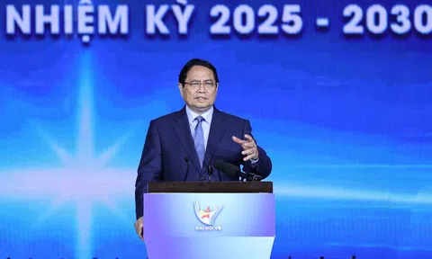 Thủ tướng: Các doanh nghiệp, doanh nhân trẻ thực hiện 6 tiên phong, thi đua '6 nhất'