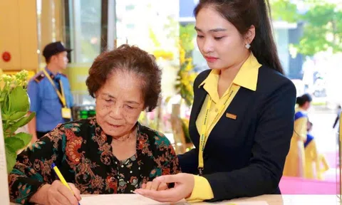 Nam A Bank đồng hành khách hàng phục hồi kinh tế sau thiên tai