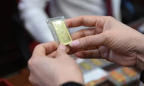 Giá vàng bất động, điều gì đang xảy ra?