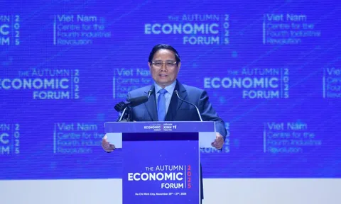 Thủ tướng nêu 3 quan điểm trong chuyển đổi xanh, chuyển đổi số