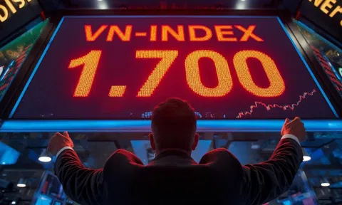 VN-Index vượt 1.700 điểm trong phiên đầu tháng
