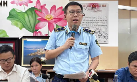 Hàng lậu và hàng giả tung hoành dịp cuối năm, Tp.HCM mở đợt truy quét