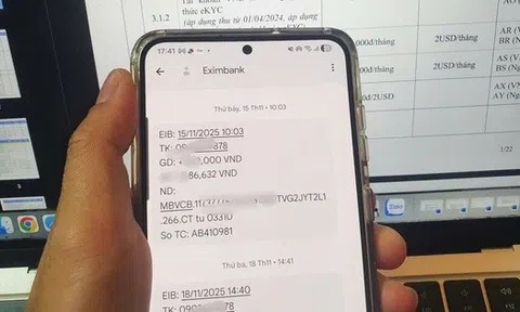 Lại tranh cãi ngân hàng thu phí quản lý tài khoản