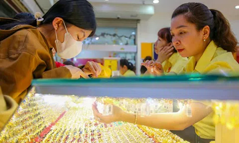 Vẫn băn khoăn với thuế giao dịch vàng miếng