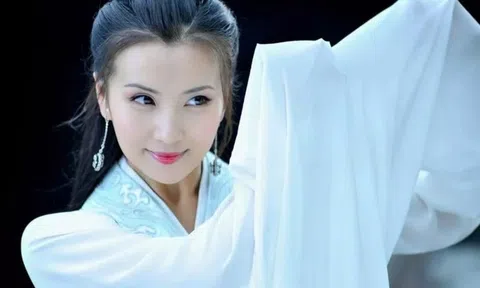 Điêu Thuyền 'đẹp nhất màn ảnh' từ bỏ nghệ thuật làm giảng viên