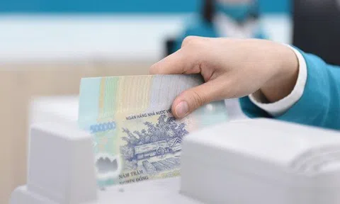 Biến động mạnh lãi suất tiết kiệm: Gửi tiền ở Agribank, BIDV, Vietcombank, VietinBank hưởng lãi cao nhất bao nhiêu?