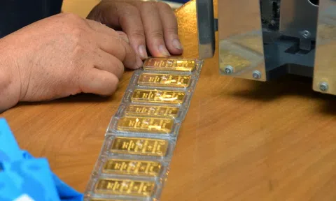 Sáng 9-12, giá vàng miếng SJC, vàng nhẫn đồng loạt giảm