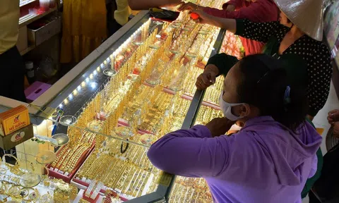 Giá vàng hôm nay 9-12: Vàng thế giới bị bán tháo