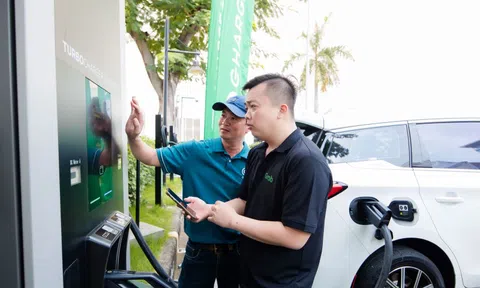 Grab Việt Nam và Charge+ hợp tác phát triển trạm sạc xe điện