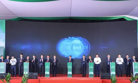 Thủ tướng Phạm Minh Chính dự lễ khánh thành nhà máy điện khí LNG 1,4 tỉ USD