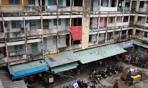 Chung cư cũ: Đi không nỡ, ở chẳng yên