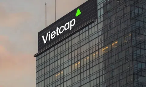 61 nhà đầu tư chi hơn 3.950 tỷ đồng mua 127,5 triệu cổ phiếu VCI