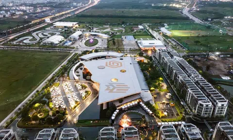 Global Festive - Thắp sáng mùa lễ hội tại The Global City