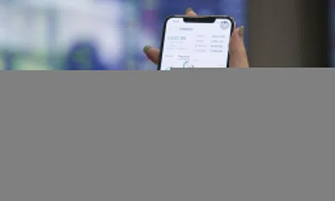 VN-Index 'lật mặt'