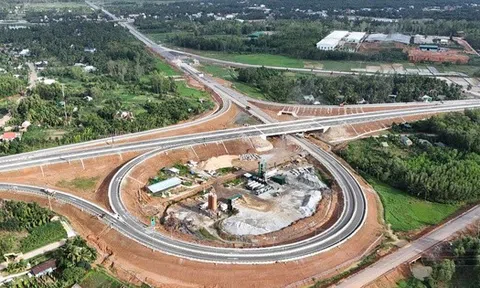 Tuyến cao tốc hơn 21.000 tỷ đồng, dài 88km do liên danh Đèo Cả thi công vượt tiến độ 6 tháng chính thức thông xe kỹ thuật vào hôm nay