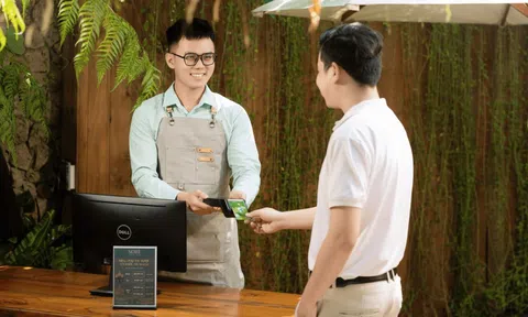 Gói Tài chính Xanh của Sacombank vào Top 10 Sản phẩm - Dịch vụ Xanh & Bền vững năm 2025