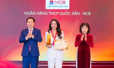 Thẻ 'Tự hào' của NCB được vinh danh tại giải thưởng Tin dùng Việt Nam
