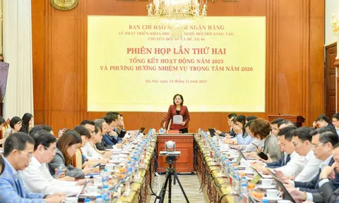 Thống đốc Nguyễn Thị Hồng chủ trì cuộc họp quan trọng về Đề án 06