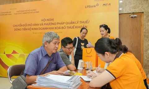 LPBank hỗ trợ hộ kinh doanh, tiểu thương thích ứng mô hình thuế mới