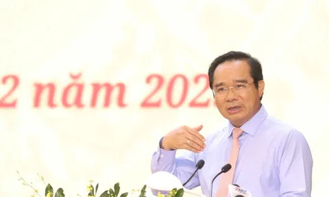 Chủ tịch TPHCM nói về bảng giá đất mới 'khoan sức dân'