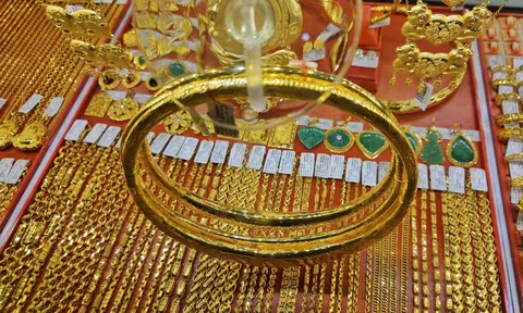 Giá vàng hôm nay 28-12: Vàng miếng, vàng nhẫn cùng tăng