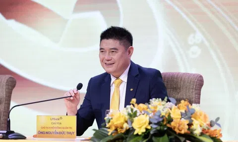 Ông Nguyễn Đức Thụy làm quyền Tổng giám đốc Sacombank