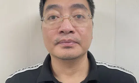 Khởi tố nhân viên nhân hàng Nguyễn Mạnh Thắng