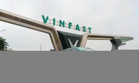 Reuters: Xanh SM của tỷ phú Phạm Nhật Vượng muốn niêm yết ở Hong Kong