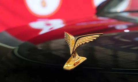 VinFast Lạc Hồng 900 LX rục rịch mở bán, giá dự kiến từ 5 tỉ đồng