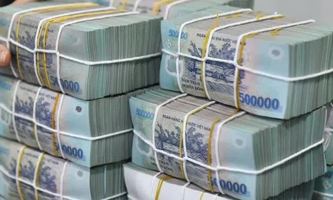 Kiểm soát chặt tín dụng đối với các lĩnh vực tiềm ẩn rủi ro