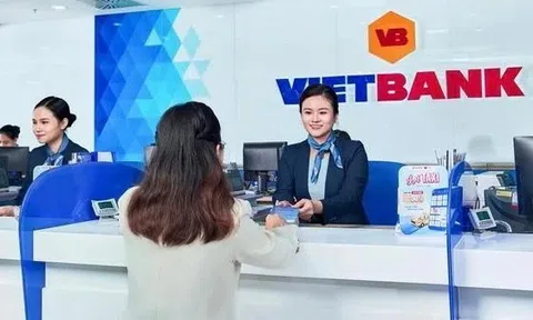 Loạt cổ phiếu tên tuổi sắp 'chuyển nhà'