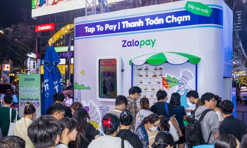 Tính năng Thanh Toán Chạm lần đầu được Zalopay giới thiệu tại New Year Fes