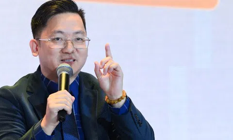 "Lượng vàng rất lớn nằm rải rác trong két sắt, gầm giường người dân"