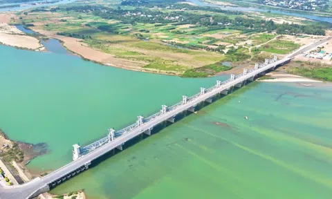 Sắp thông xe cầu trên đập dâng Trà Khúc gần 1.500 tỷ đồng