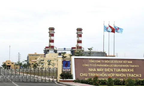 Doanh nghiệp ngành điện lãi khủng, thu nhập nhân viên tăng mạnh