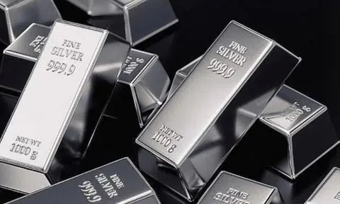 Chiều 21/1: Giá Bạc Thượng Hải hạ nhiệt sau khi lên đỉnh lịch sử, vẫn chênh hơn 9 USD so với COMEX