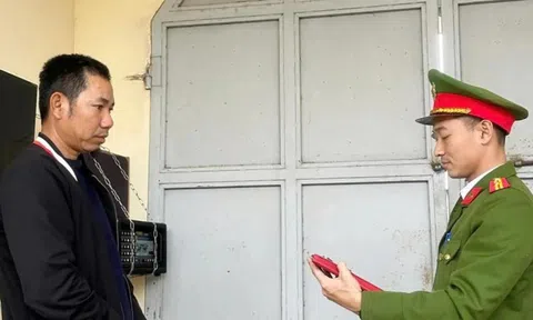 Khởi tố đối tượng làm giả ‘sổ đỏ’ để bán tài sản chung với vợ cũ