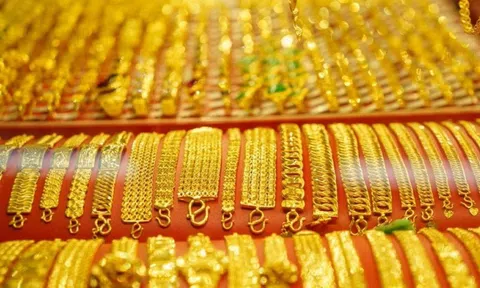 Giá vàng tuần qua 19-25/1: Liên tục lập đỉnh mới, tăng gần 10 triệu đồng/lượng