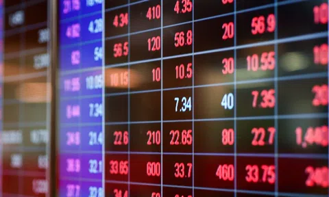 Chứng khoán bị bán tháo