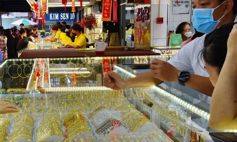 Giá vàng hôm nay 18-2: Sụt giảm mạnh