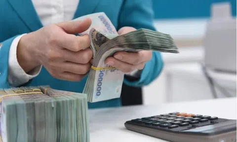 Tài chính tuần qua: Lãi suất liên ngân hàng “hạ nhiệt”, LPBank tăng mạnh lãi suất tiết kiệm