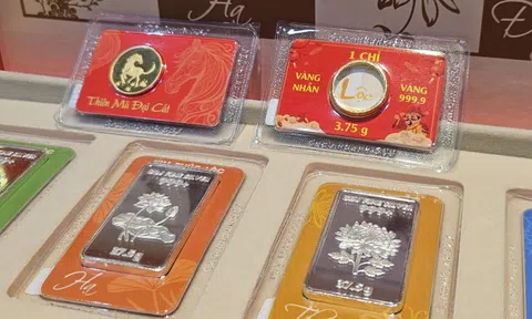 Sáng 3-3, giá vàng miếng SJC và bạc Phú Quý biến động mạnh