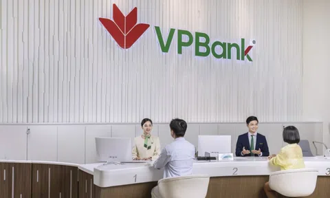 VPBank vừa đồng loạt tăng lãi suất tiết kiệm từ 6 tháng trở lên, tiếp tục niêm yết kịch trần kỳ hạn ngắn