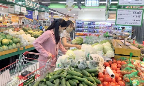 Nguồn cung hàng hóa ổn định trong 2 ngày đầu tiên của năm Bính Ngọ