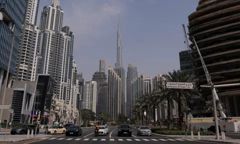 Kinh tế vùng Vịnh 'tê liệt' trước đòn trả đũa của Iran