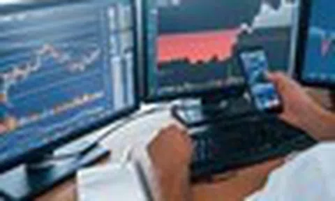 VNDirect: VN-Index duy trì xu hướng tăng trung hạn, P/E trailing 14,7 lần vẫn ở mức khá hấp dẫn