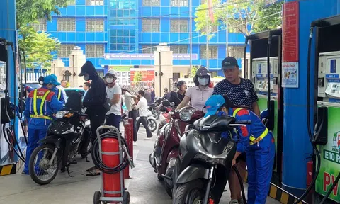 Đề xuất triển khai xăng sinh học E10 sớm hơn